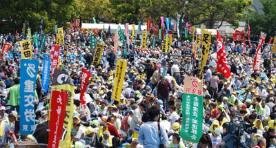 「内部留保の還元で貧困と格差の解消／全労連系中央メーデー」／メールマガジン労働情報 No.623（2010年5月7日記事）